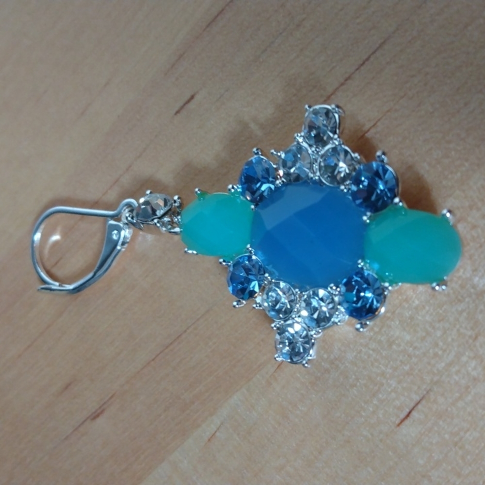 Blue Aqua Rhinestone Fashion Earrings Silver Tone - Picture 3 of 7